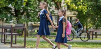 Vigyázzunk gyermekeinkre! egyedül az iskolába