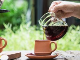 A reggeli kávé helyett jöhet a délutáni tea teázás
